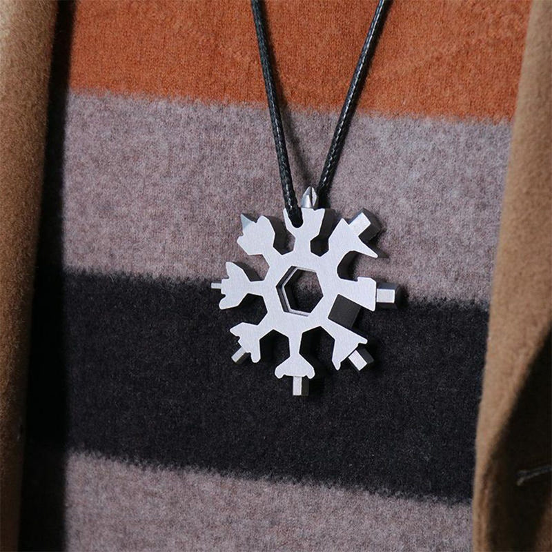 Amenitee® 18-in-1 Snowflake Multi-Tool