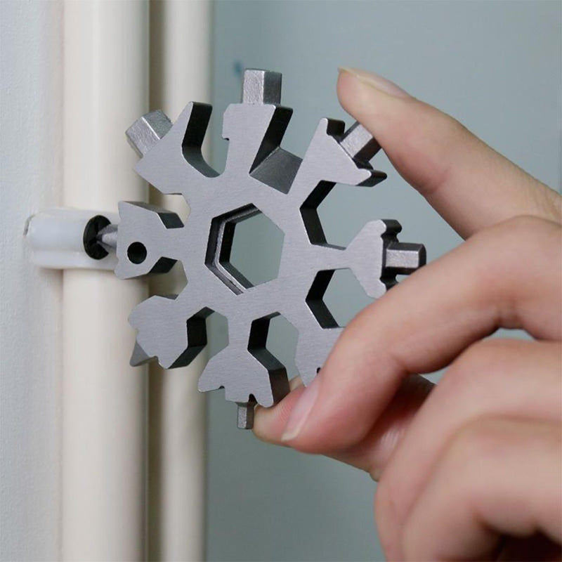 Amenitee® 18-in-1 Snowflake Multi-Tool