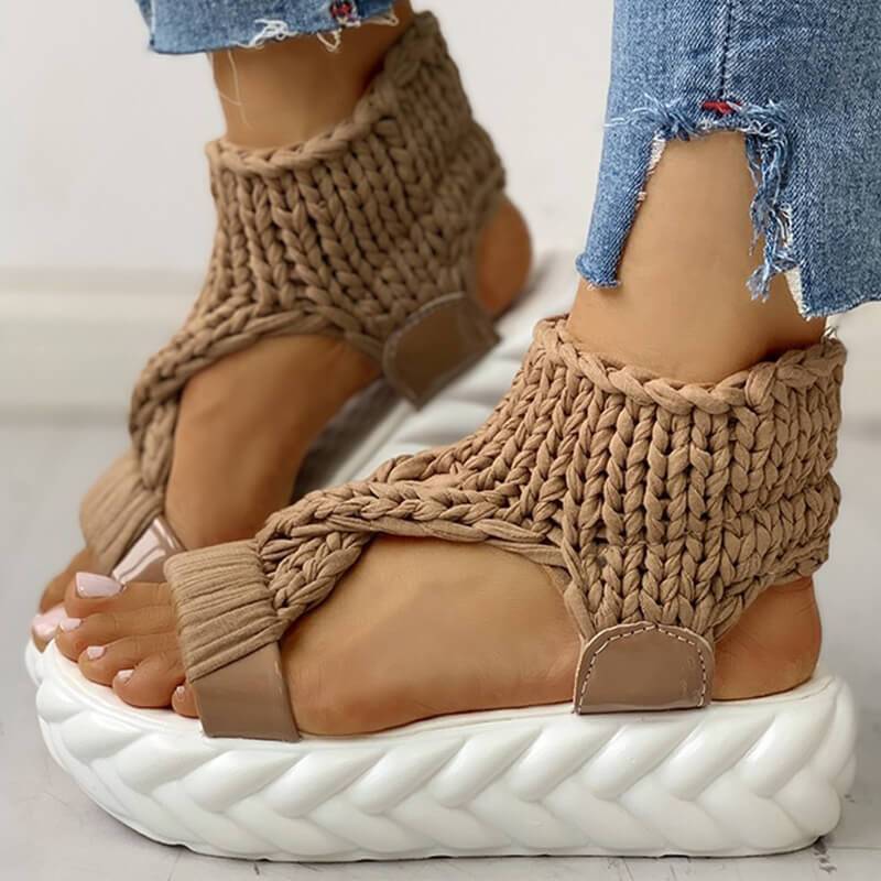 Venture™ Woven fabric thick sole sandals